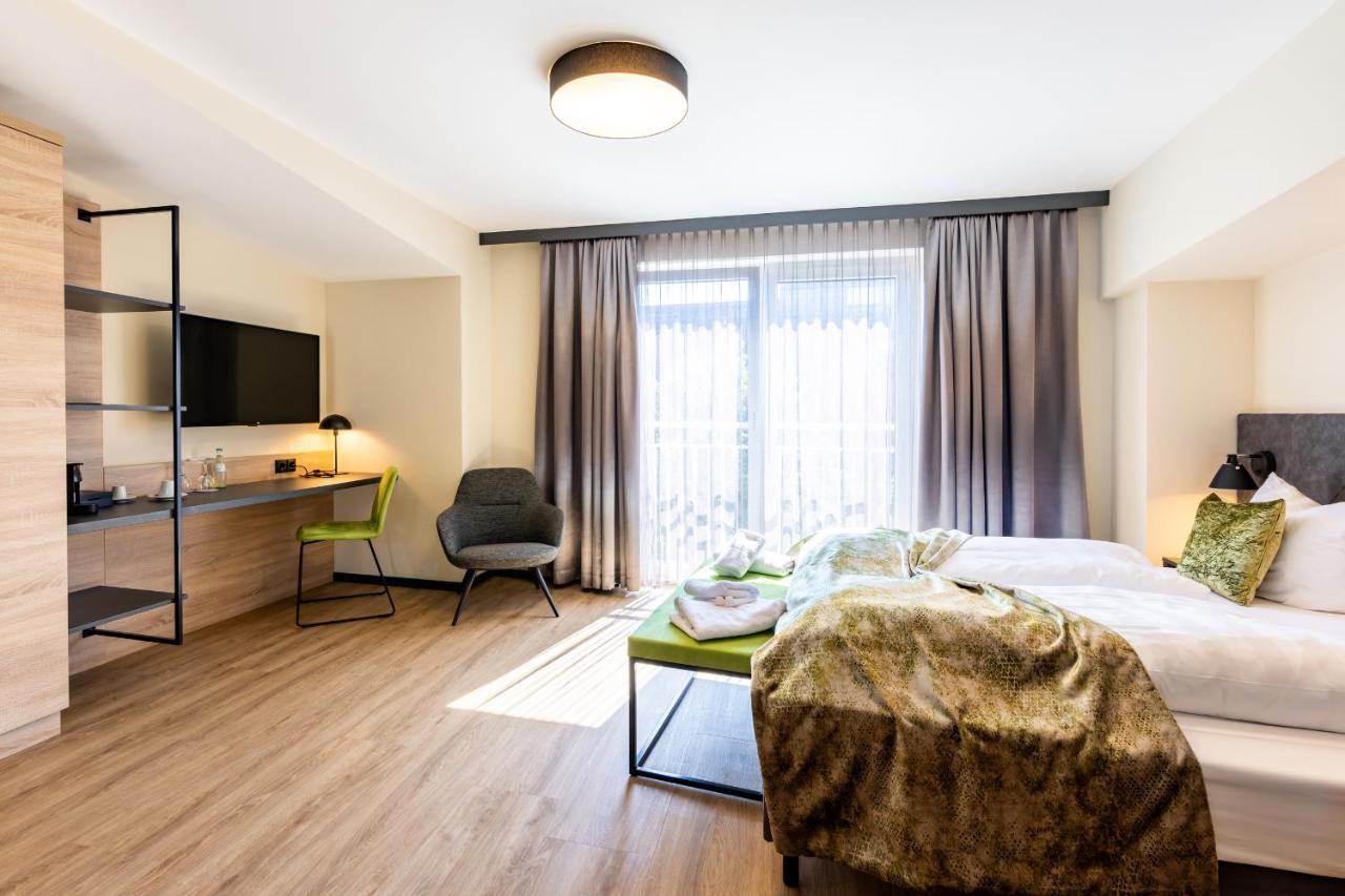 האמלן Hotel Zur Boerse מראה חיצוני תמונה