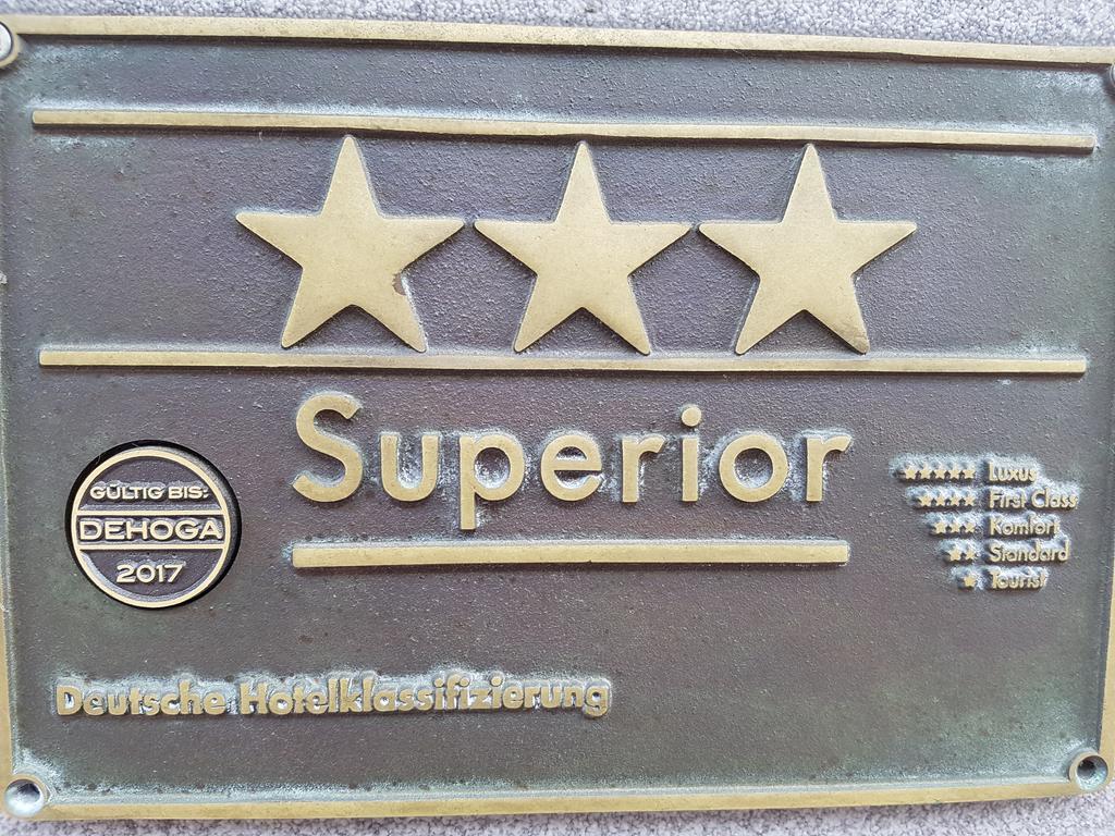 האמלן Hotel Zur Boerse מראה חיצוני תמונה