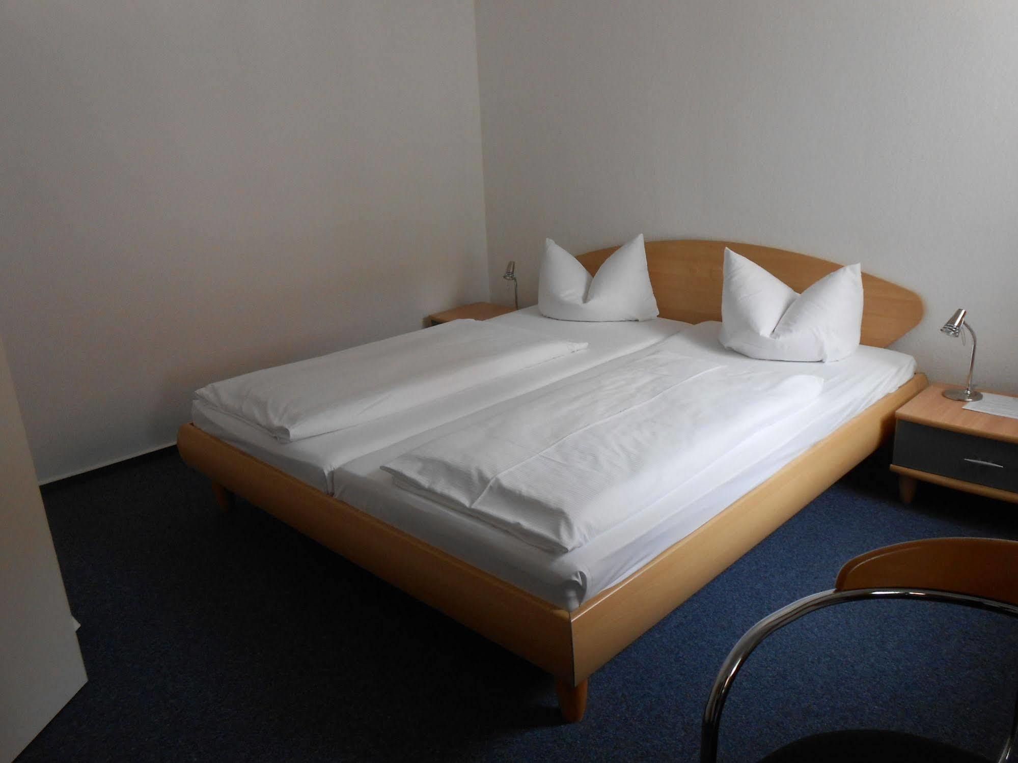 האמלן Hotel Zur Boerse מראה חיצוני תמונה