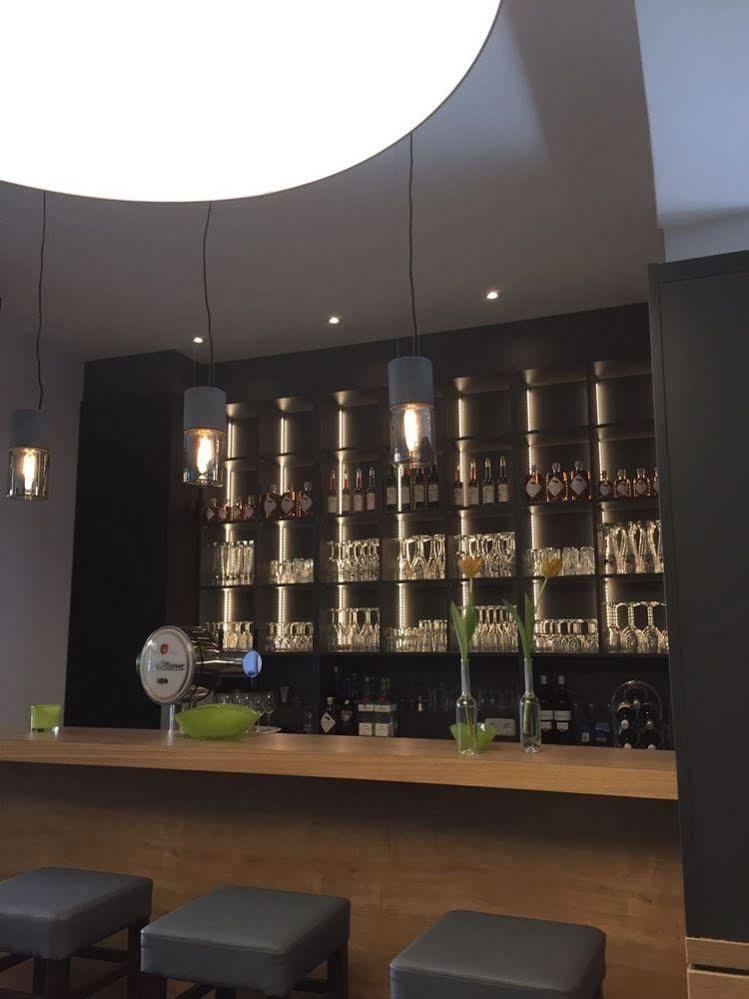 האמלן Hotel Zur Boerse מראה חיצוני תמונה
